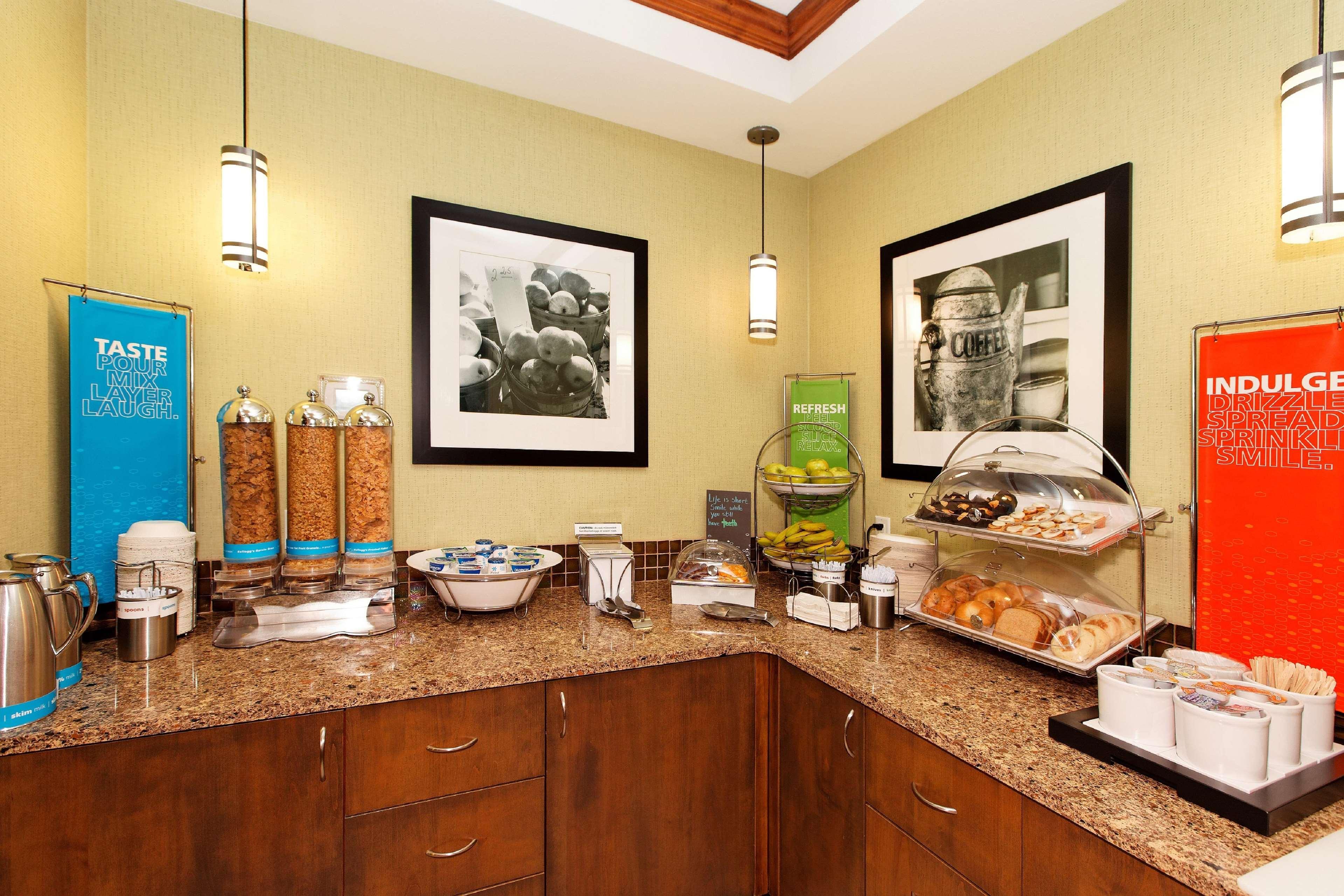 Hampton Inn By Hilton Montrose Extérieur photo