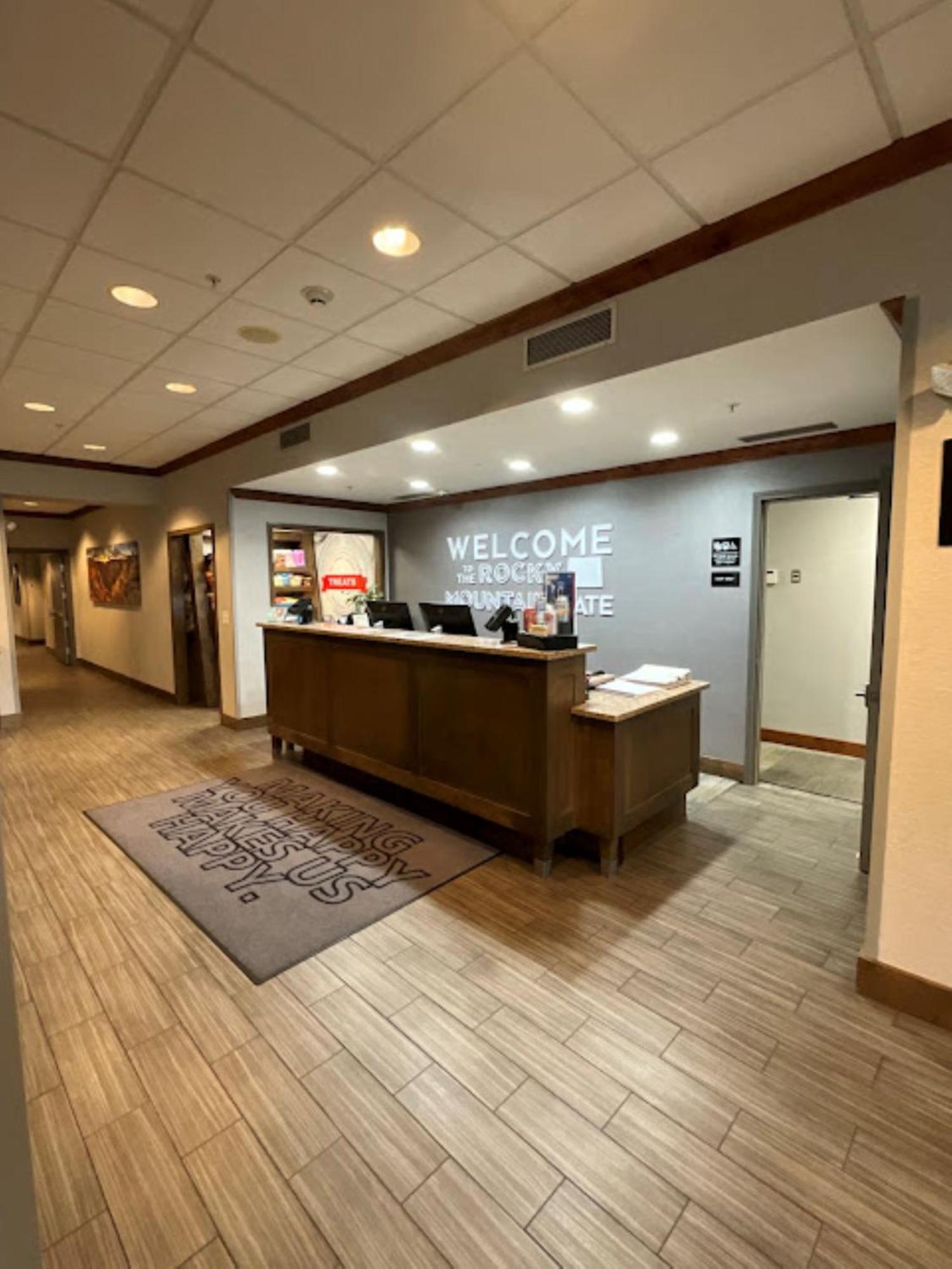Hampton Inn By Hilton Montrose Extérieur photo